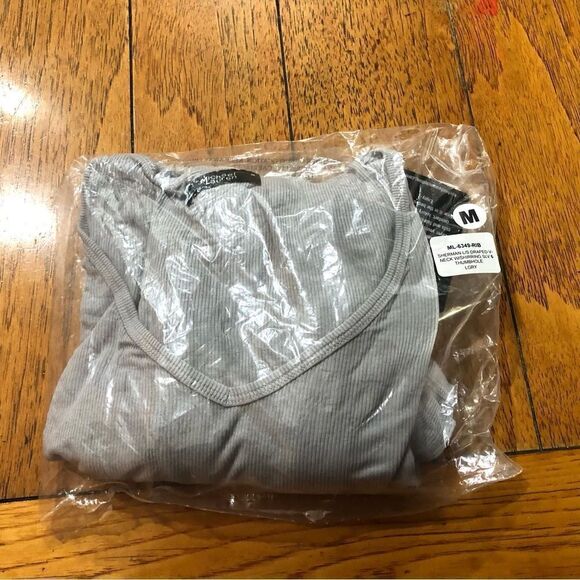 NWT Michael Lauren Sherman Draped V-Neck Top Shirring & Thumbhole Gray - M - Picture 8 of 11